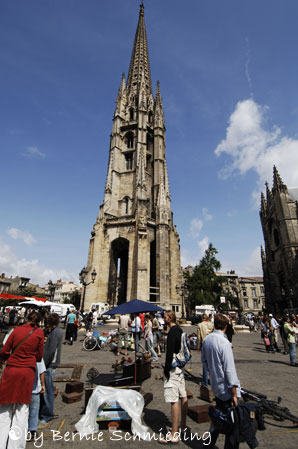 St Michel - Antique  market