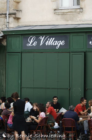 St. Michel - Street Cafe